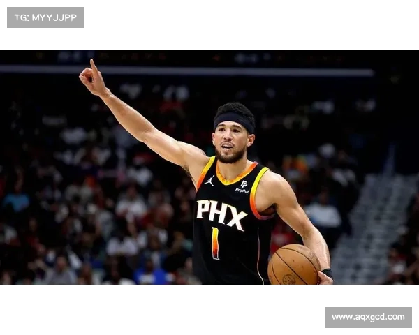 德文·布克热爱《NBA 2K》游戏探索分享个人心得与技巧